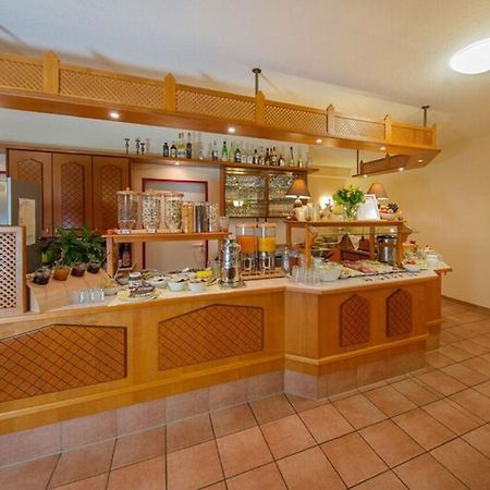 Montana Hotel Senden Bagian luar foto