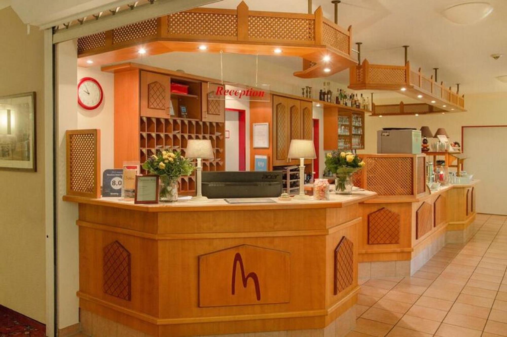 Montana Hotel Senden Bagian luar foto