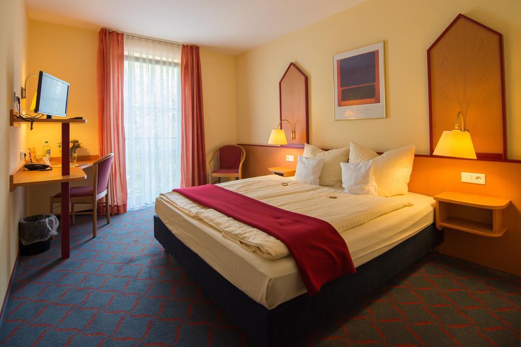 Montana Hotel Senden Bagian luar foto